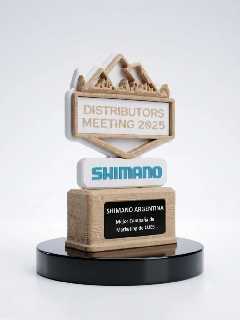 Trofeo Shimano Distributors Meeting con madera y acrílico